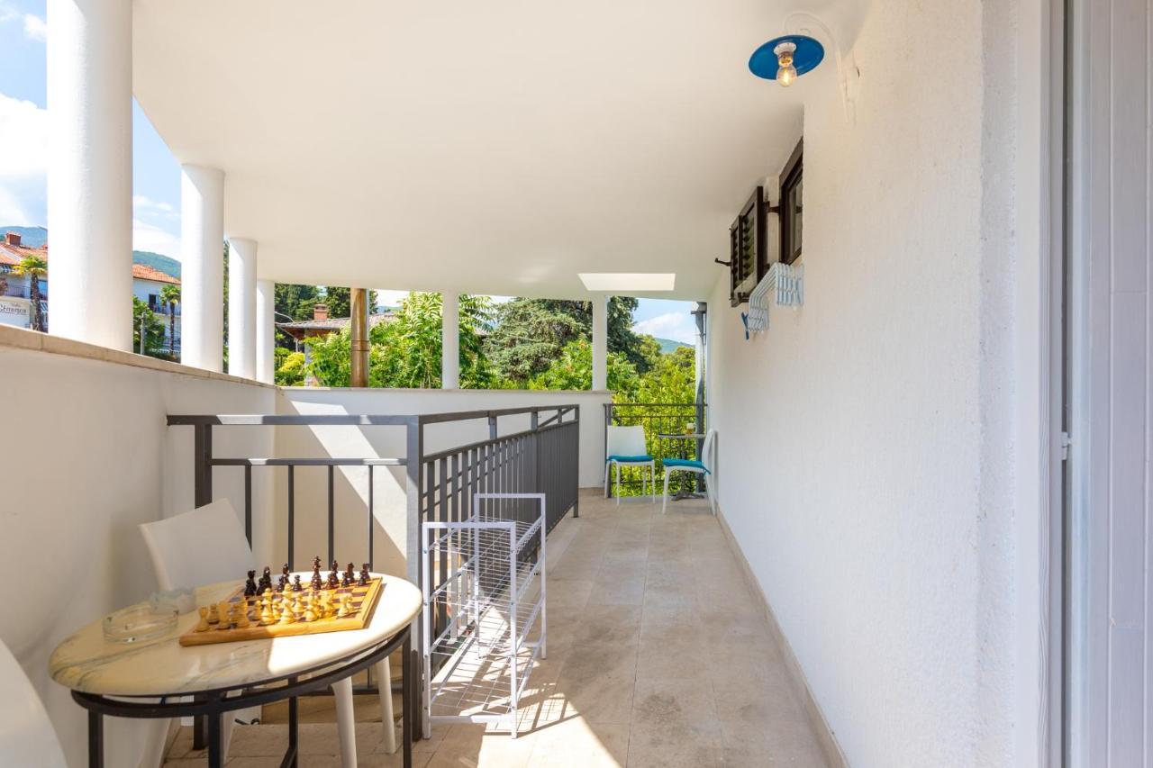 Apartment Vita Lovran * Lovran